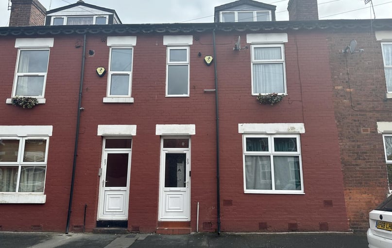 South Grove, Ardwick, Manchester - Image 1